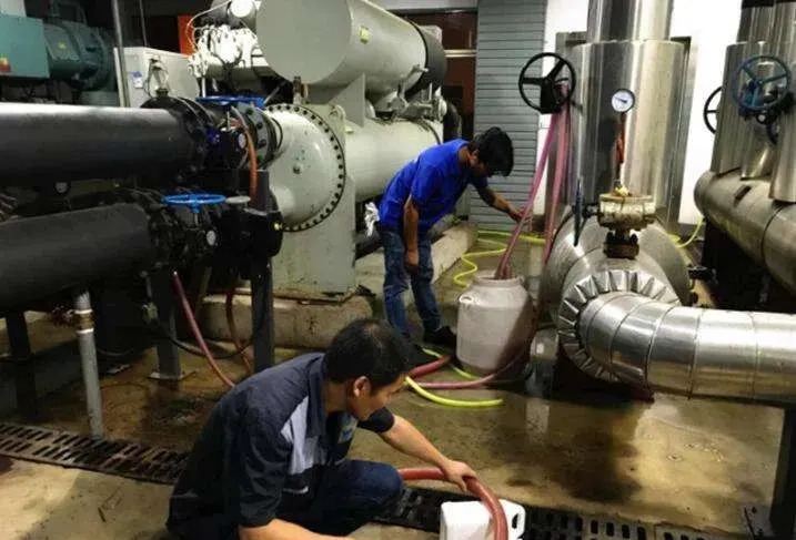 中央空調冷水機組的系統維護與設備保養全流程解析